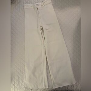 Zara White Wide Leg Raw Edge Denim